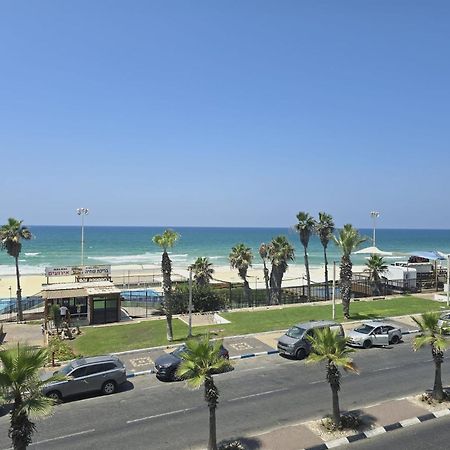 Gk Apartment Beauty Bat Yam Bagian luar foto