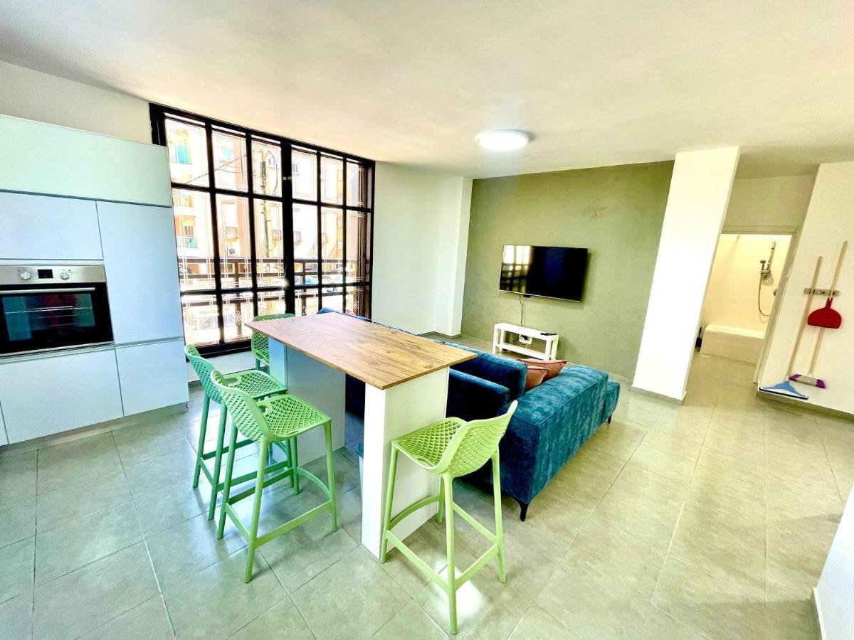 Gk Apartment Beauty Bat Yam Bagian luar foto