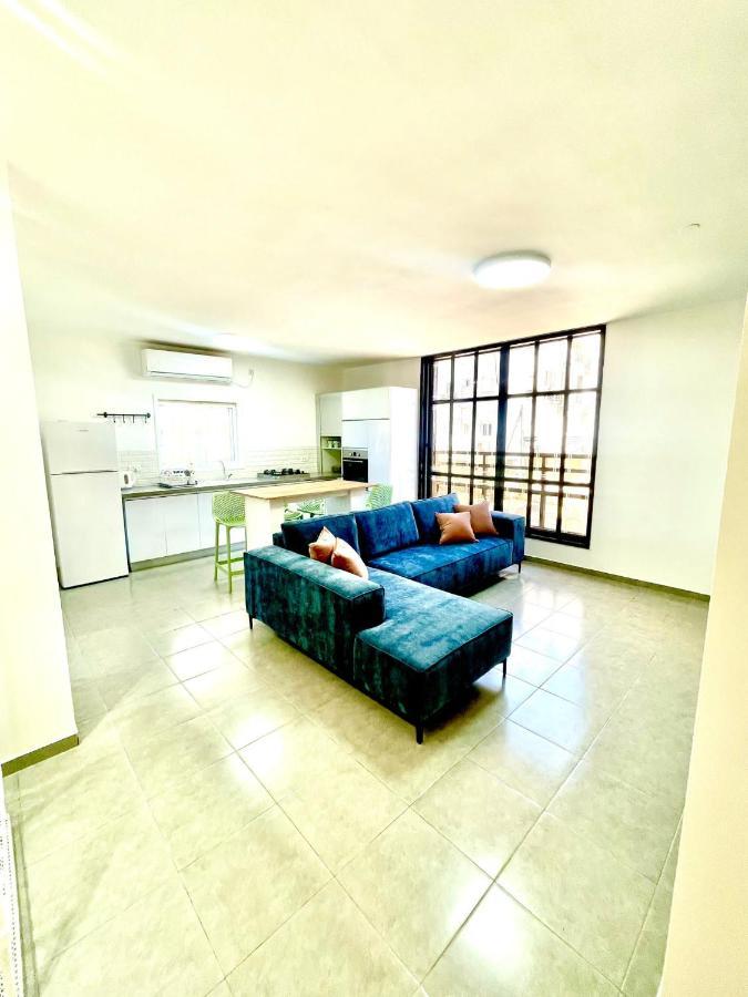 Gk Apartment Beauty Bat Yam Bagian luar foto